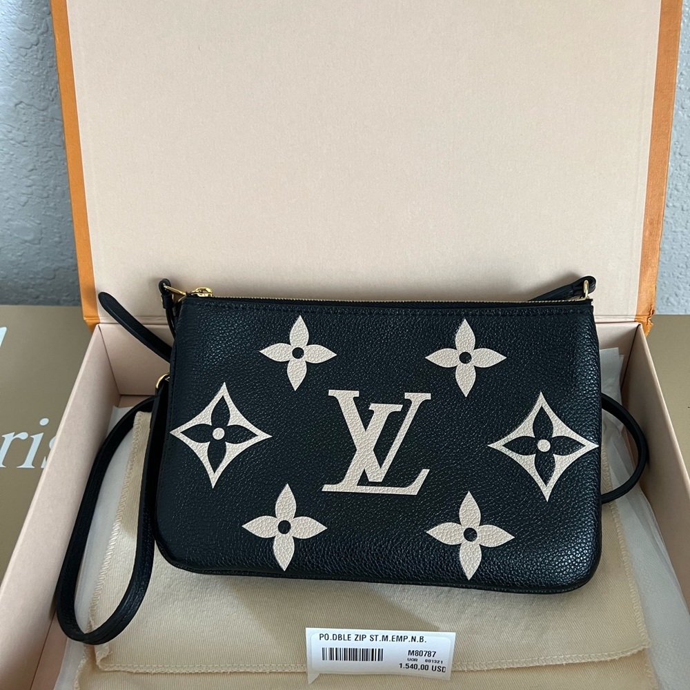 Louis Vuitton Double Zip Pochette